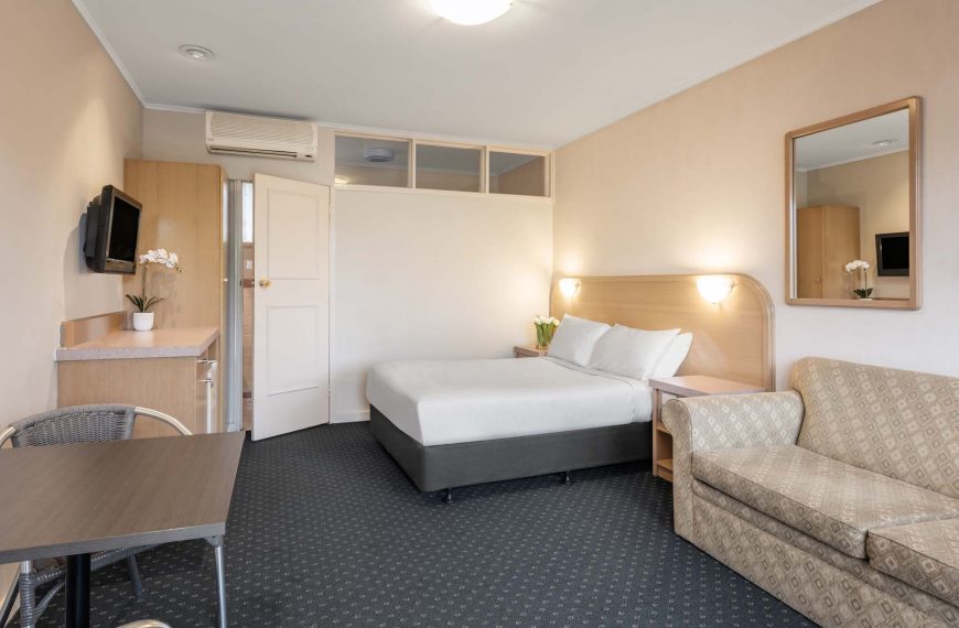 Dorset Gardens Hotel – (2)